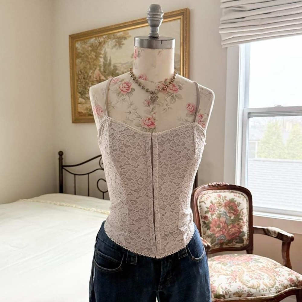 no boundaries white lace corset top tagged a size small